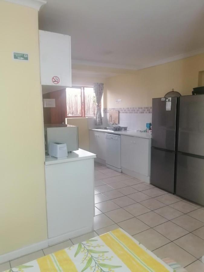 Pelican Accommodation Ottery Cape Town Exterior photo