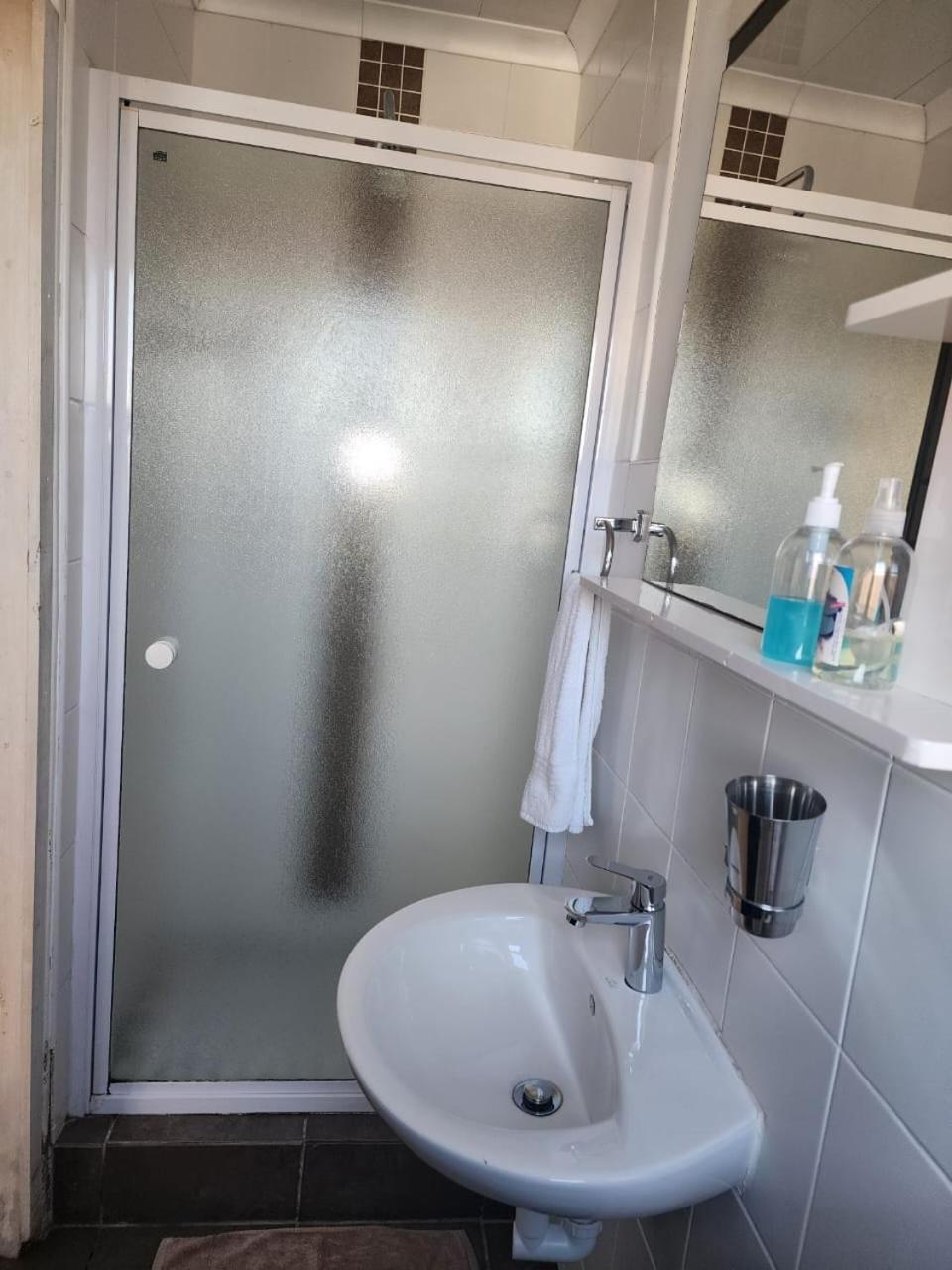 Pelican Accommodation Ottery Cape Town Exterior photo