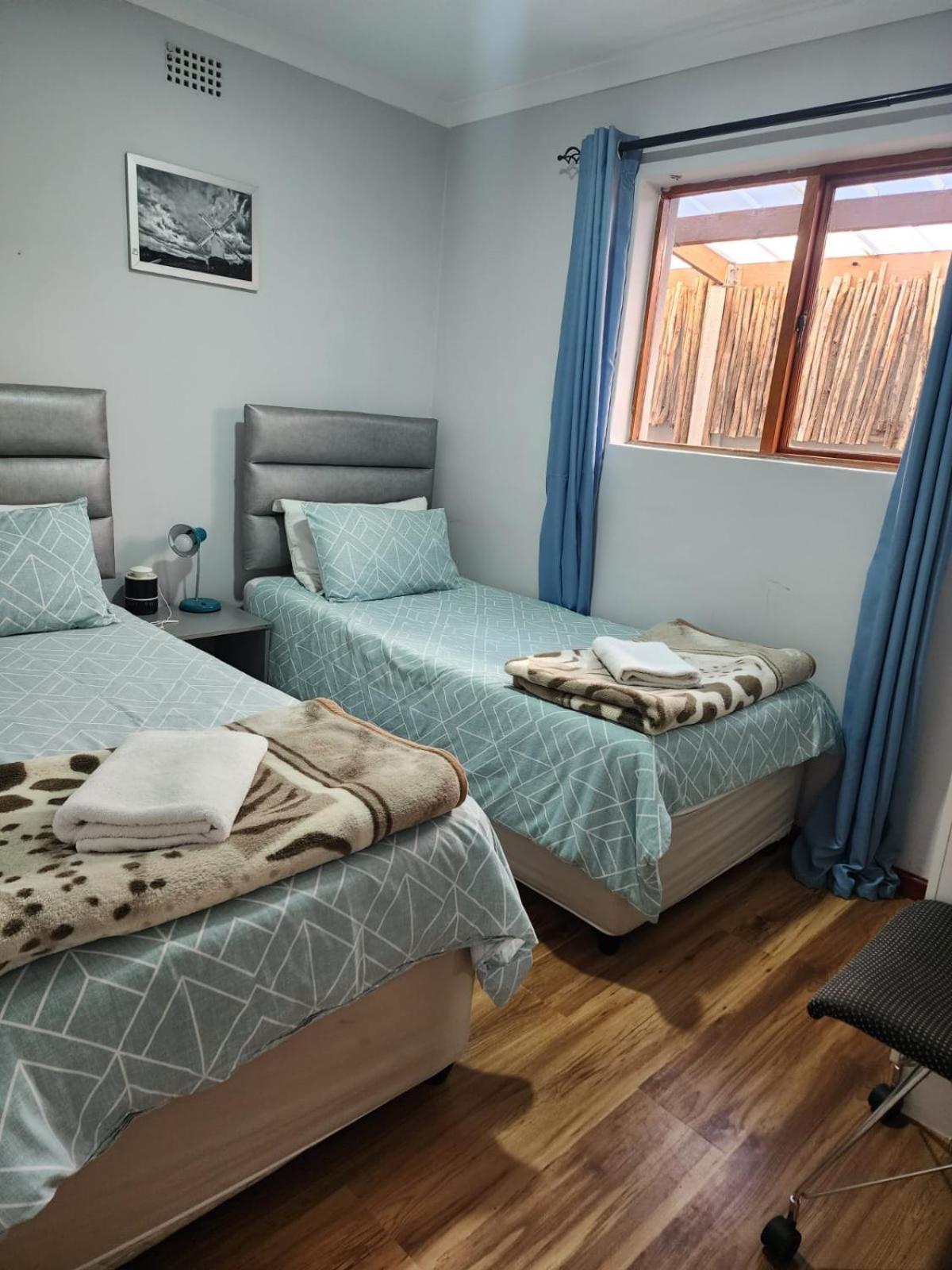 Pelican Accommodation Ottery Cape Town Exterior photo
